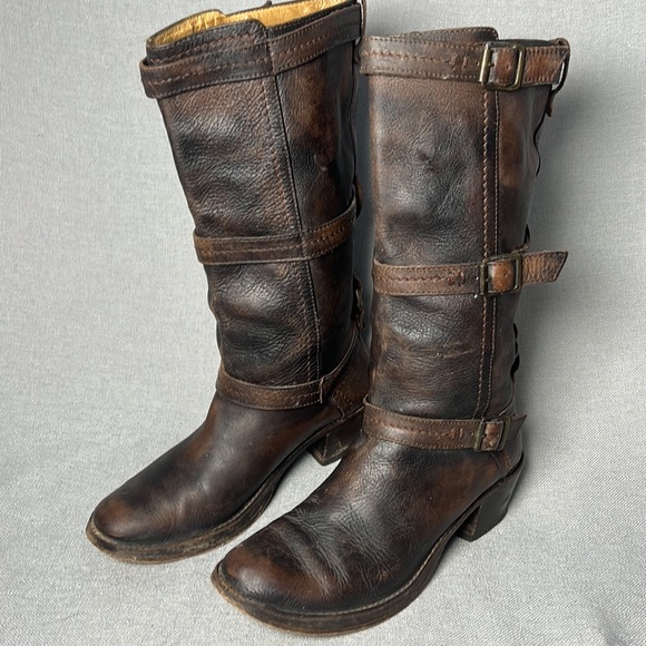 Frye Carmen 3 strap brown distressed leather boots, size 8.5 - Picture 3 of 10